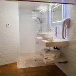 Hotel La Maison Des Peyrat 3*