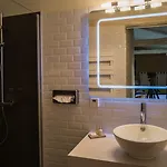 La Maison Des Peyrat 3* سارلا لا كانيدا