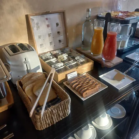 La Maison Des Peyrat 3*