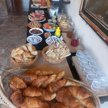 La Maison Des Peyrat Hotel 3*