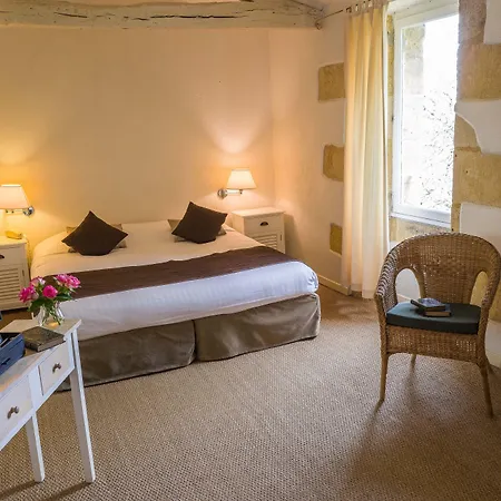 La Maison Des Peyrat 3*