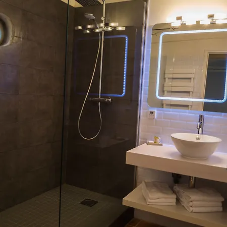 La Maison Des Peyrat Hotel 3*
