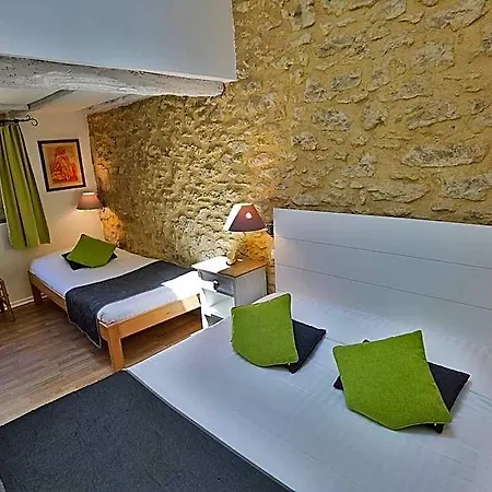 La Maison Des Peyrat Szálloda 3*