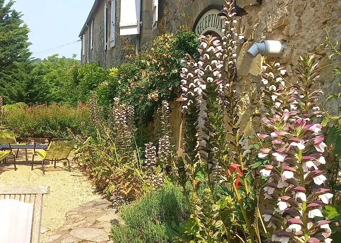 Hotel La Maison Des Peyrat 3*