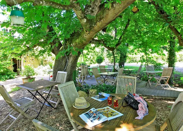 Hotel La Maison Des Peyrat 3*